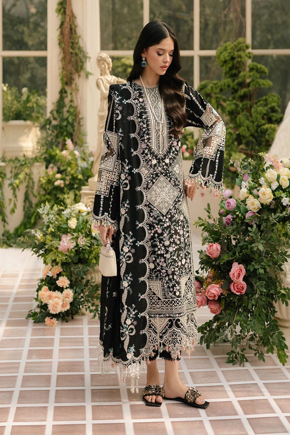 3PC Embroidered Unstitched Lawn Suit |